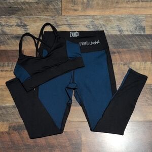 EVREE Barbella Box Black and Teal Heart Shape Activewear Set